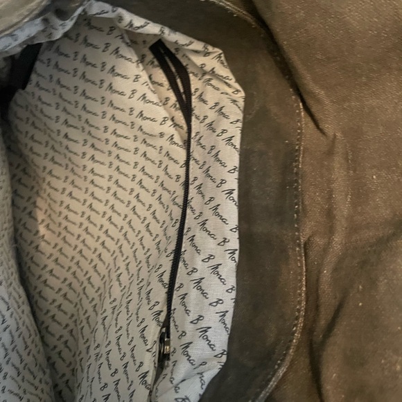 Leather and canvas backpack - Picture 2 of 4